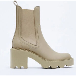 Zara Rubberized Heeled Ankle Boots Lug Sole Platform Y2k Chunky Shoes Size 9.5